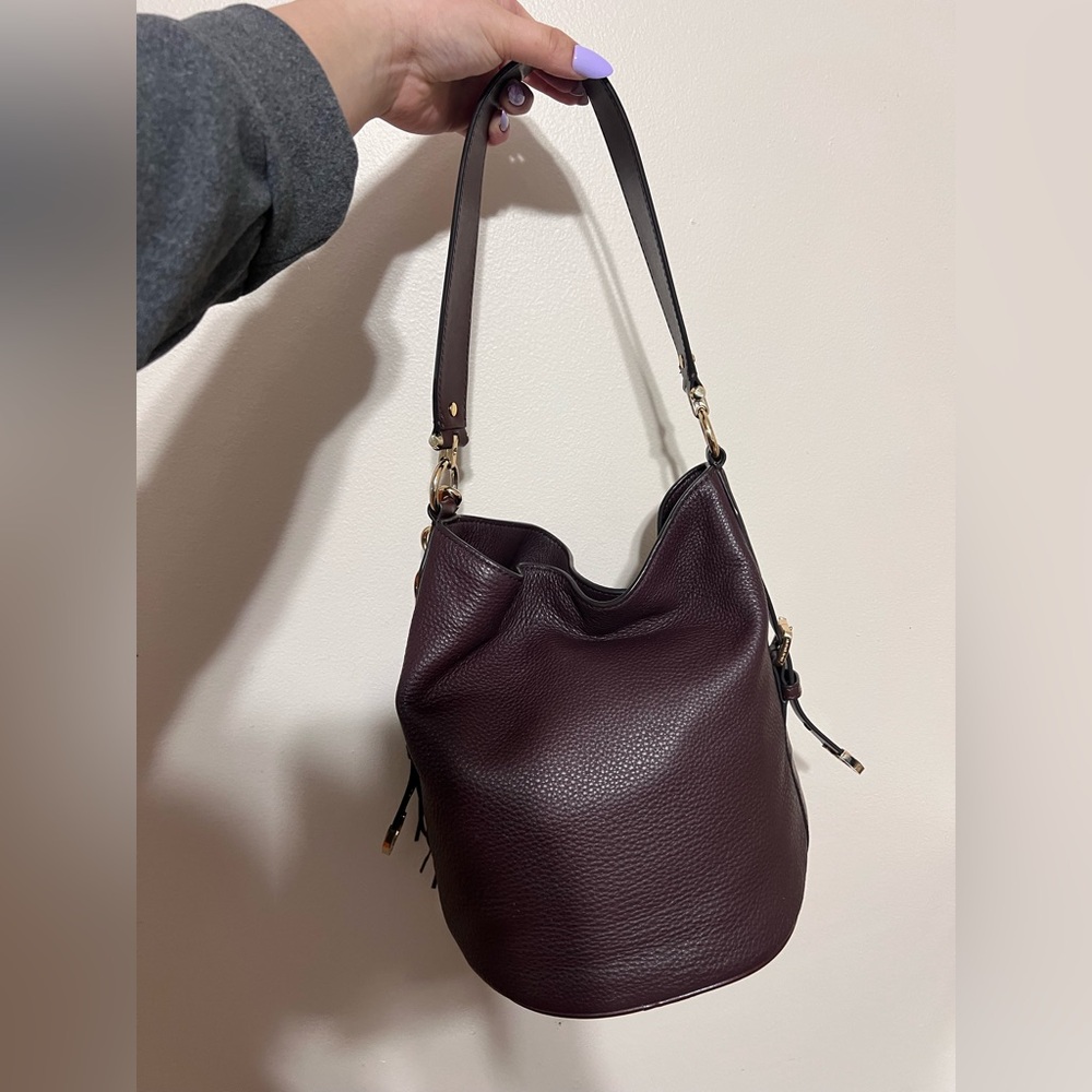 Michael Kors Brooke Bucket Bag - Picture 4 of 10